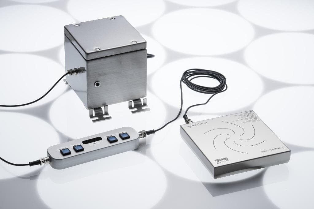 ATEX-rated magnetic stirrer drive with atexMIXcontrol installed in a cleanroom environment