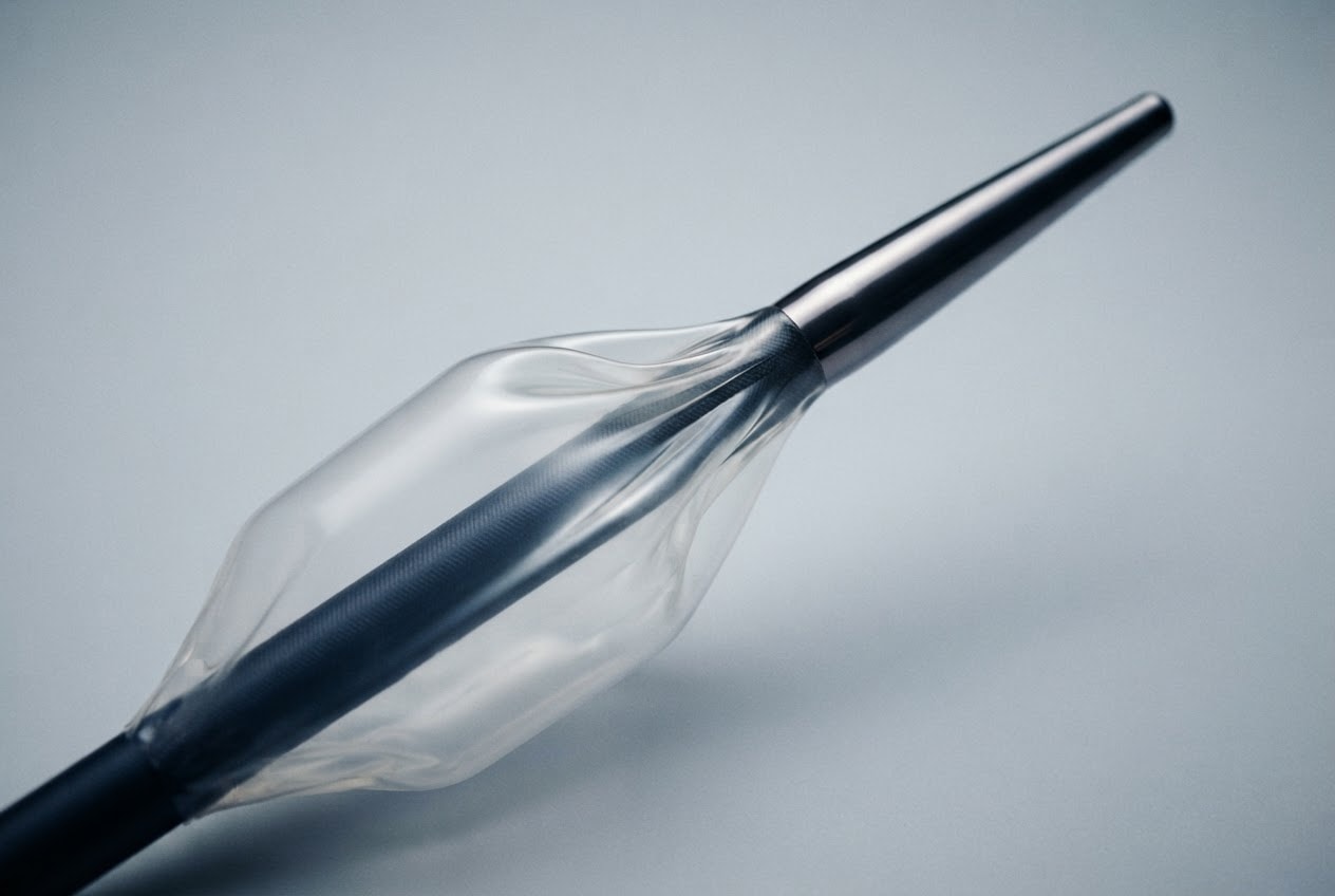 Tapered 4 mm long tip